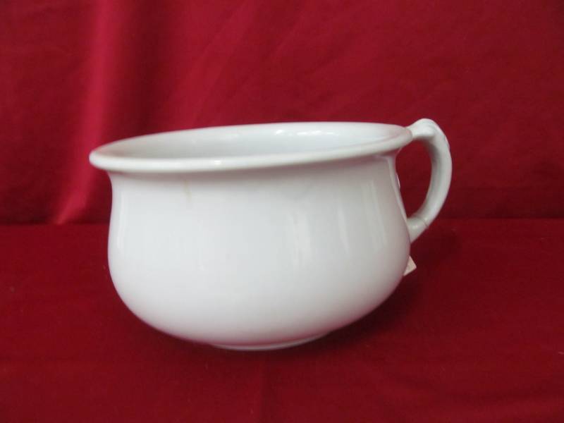 lot 27 image: vintage parlor potty