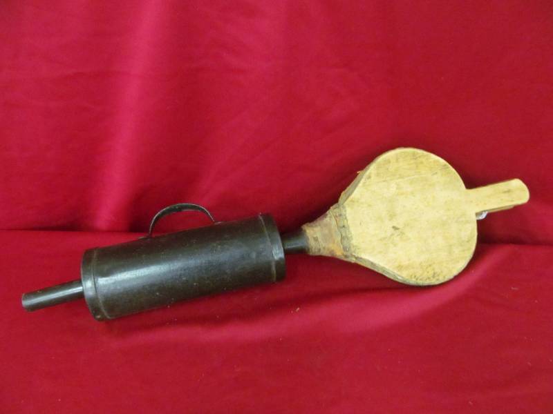 lot 42 image: vintage bee smoker