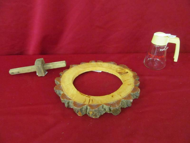 lot 44 image: advertising syrup dispenser, marking scribe, wood slab frame
