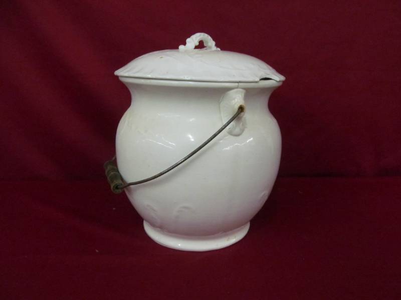 lot 102 image: chamber pot