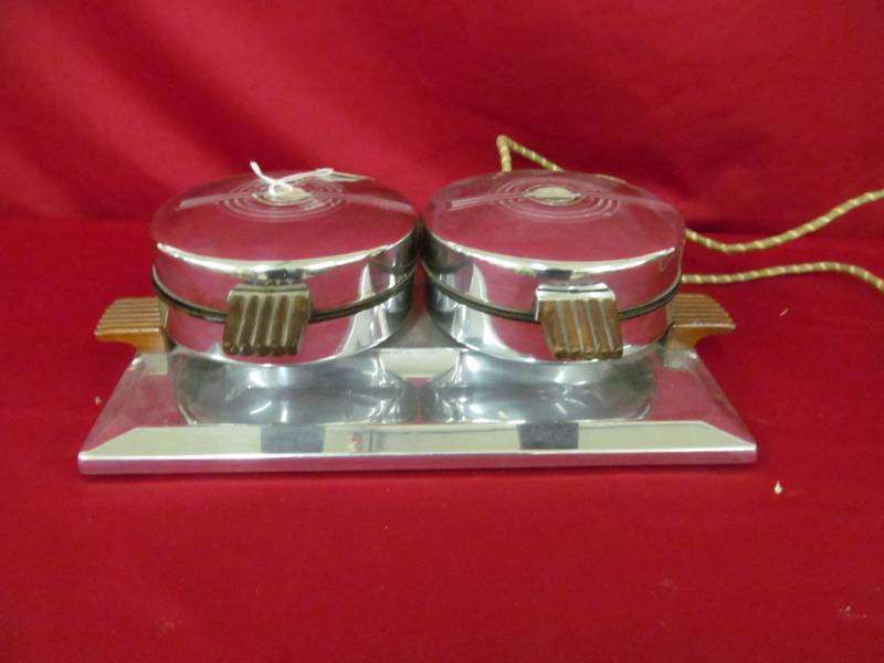 lot 105 image: vintage Dominion twin waffle iron