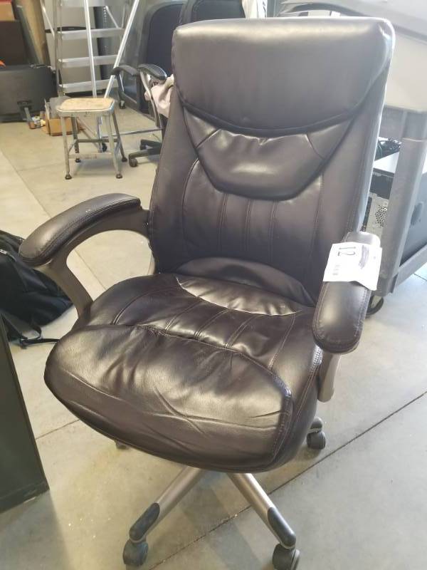 Leather Rolling Office Arm Chair