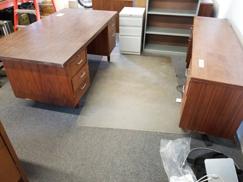 5-Locking Drawer Wood Office Desk, 4-Drawer Office Side Desk Cabinet