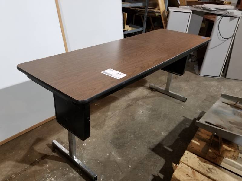 Wood Top Metal Frame Office Table