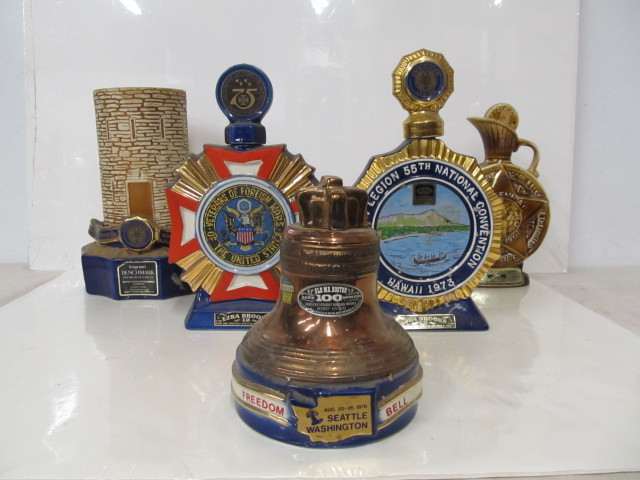 lot 41 image: Group of Vintage Figural Whiskey Decanters
