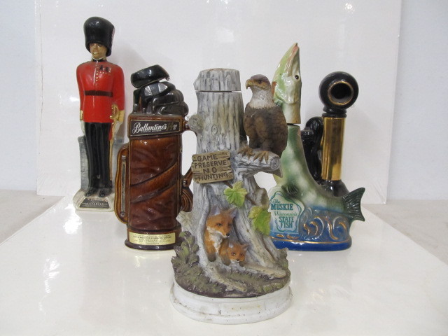 lot 42 image: Group of Vintage Figural Whiskey Decanters