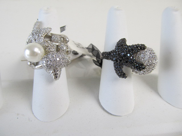 lot 108 image: 2 Brand New Sterling Silver GLITZ Starfish & Seashell Rings