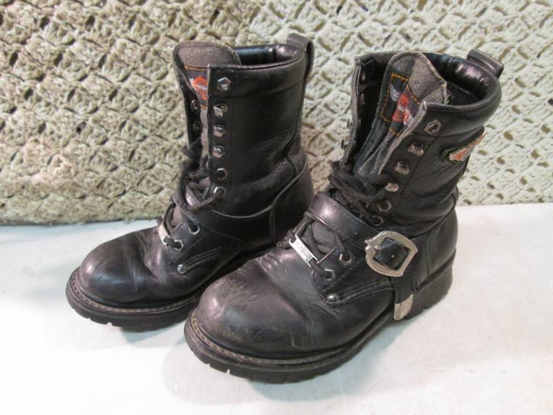 lot 84 image: Pair of Ladies Harley Davidson Boot...