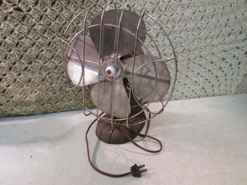 lot 95 image: Vintage 10 Electric Fan Cast Iron ...