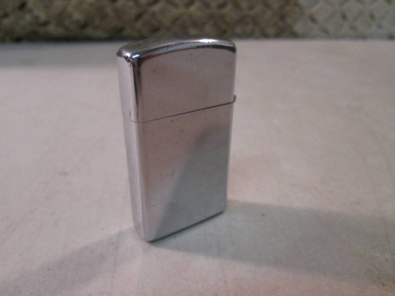 lot 172 image: 1973 Zippo Lighter  FS...