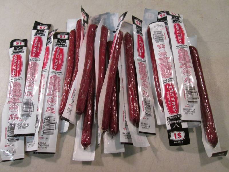 lot 201 image: 20 Jack Links Classics Original Sna...