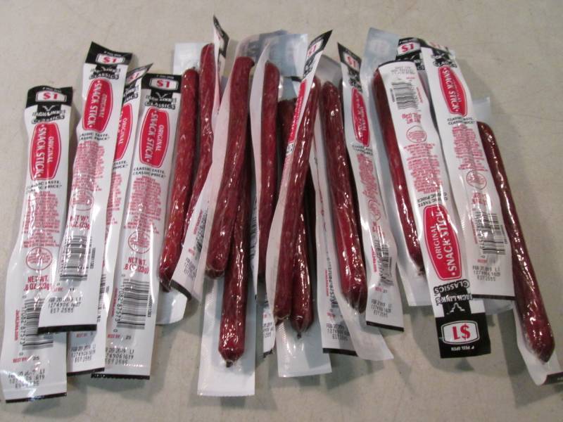 lot 202 image: 20 Jack Links Classics Original Sna...
