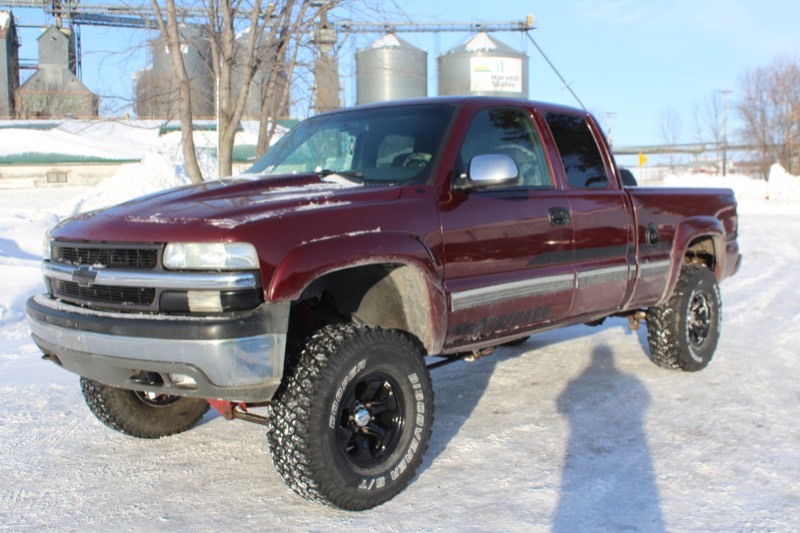 2002 Chevrolet Silverado 1500 LS Extended Cab 4x4  - Lifted -