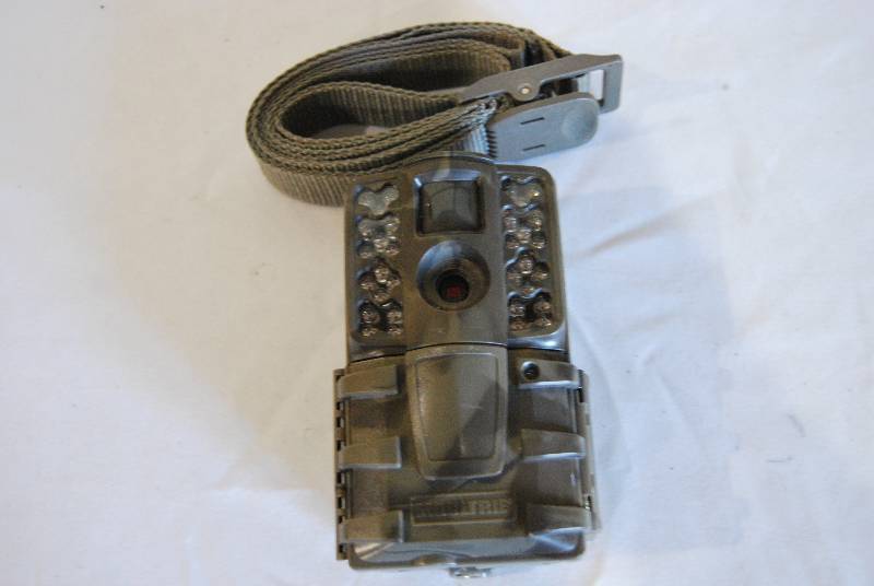 lot 21 image: Sportsman 200