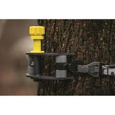lot 37 image: Sportsman 200