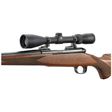 lot 3 image: Sportsman 200