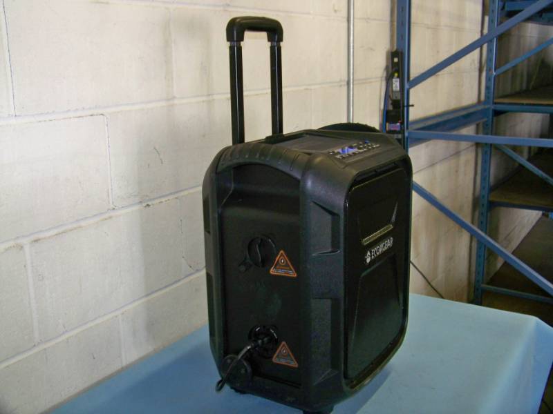 lot 7 image: ECOXGEAR, Portable, Wireless Loudspeaker  Speaker with Bluetooth