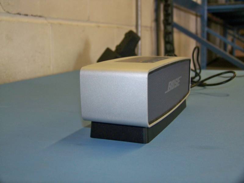 lot 18 image: Bose, SoundLink Mini, Wireless, Bluetooth Speaker with Charging Base in Original Box