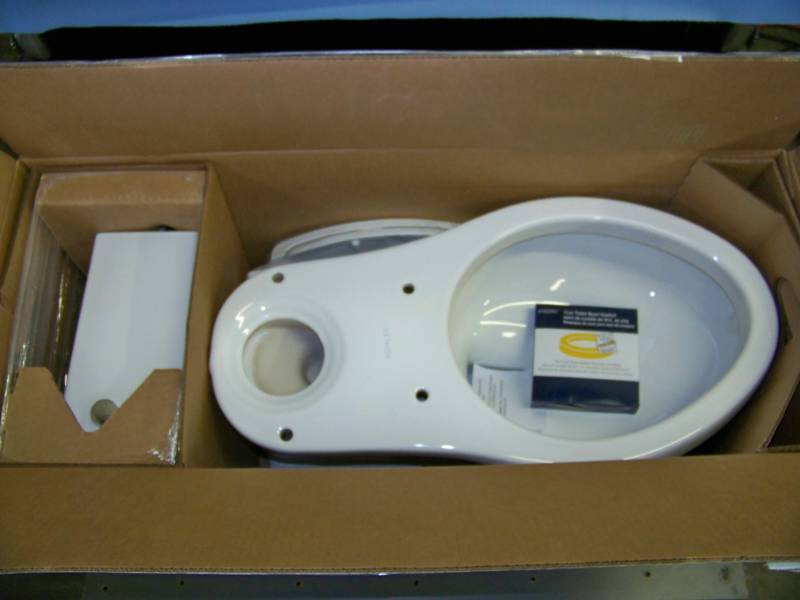 lot 79 image: Kohler, Lintelle, Complete Toilet Kit - NEW in Original, Open Box