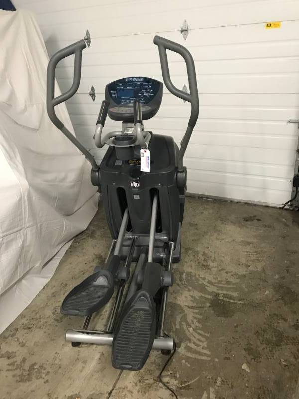 Octane Pro 4500 commercial Elliptical