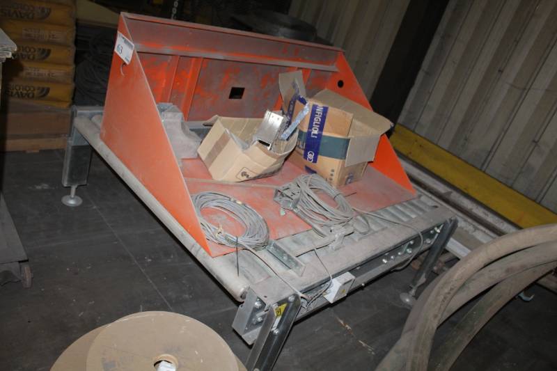 lot 63 image: Roller Conveyor System