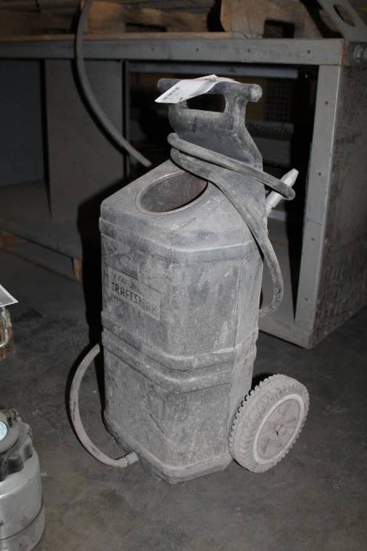 lot 48 image: Sears Craftsman Sandblaster