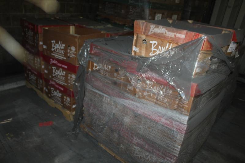 lot 132 image: Boulder Creek Stone Products Boxes of Fast Stak Burnt Hollow 90-Degree Corners