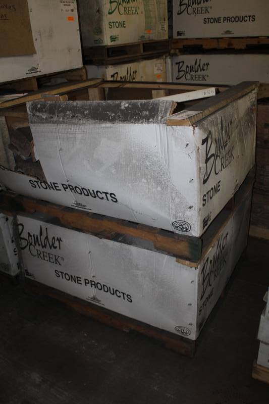 lot 100 image: Boulder Creek Stone Products Boxes of 90-Degree Corners