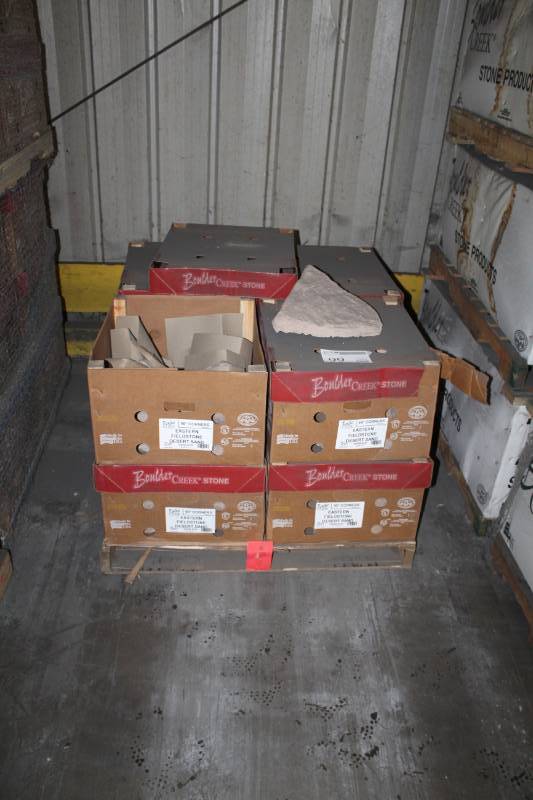lot 99 image: Boulder Creek Stone Products Boxes of Eastern Fieldstone Desert Sand 90-Degree Corners