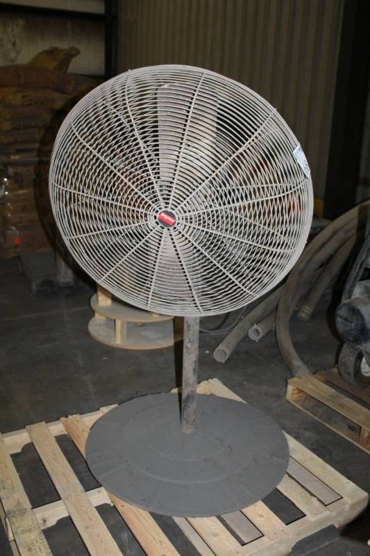 lot 68 image: Dayton Floor Circulation Fan