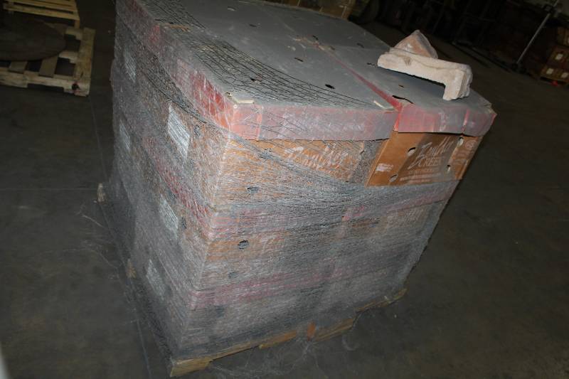 lot 82 image: Boulder Creek Stone Products Boxes of Western Ledge Stak Morgan 90-Degree Corners