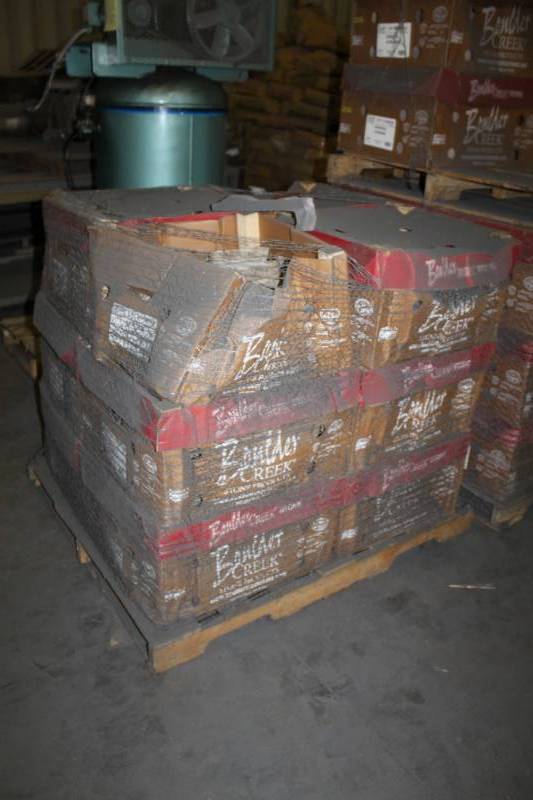 lot 80 image: Boulder Creek Stone Products Boxes of Sangria Auburn 90-Degree Corners