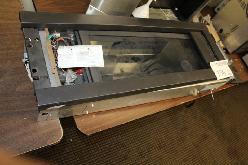 lot 156 image: Napolean Torch GT8N Direct Vente Gas Fireplace