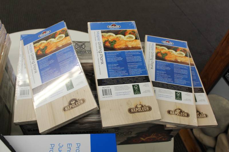 lot 185 image: Napolean Maple Grilling Planks