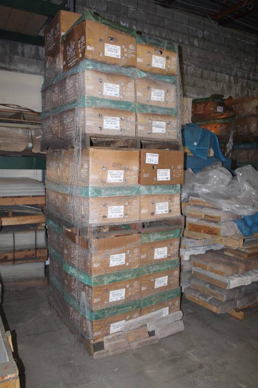 lot 235 image: Boulder Creek Stone Products Boxes of Prairie Bluff Day One R&D Flats