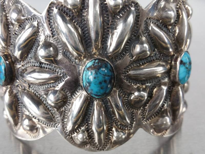 lot 67 image: Vintage Handmade Mexican Silver Turquoise Estate Bracelet
