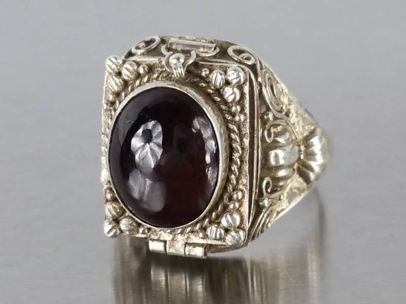 lot 117 image: Victorian Locket Poison Ring with Cabochon Garnet in Sterling Silver