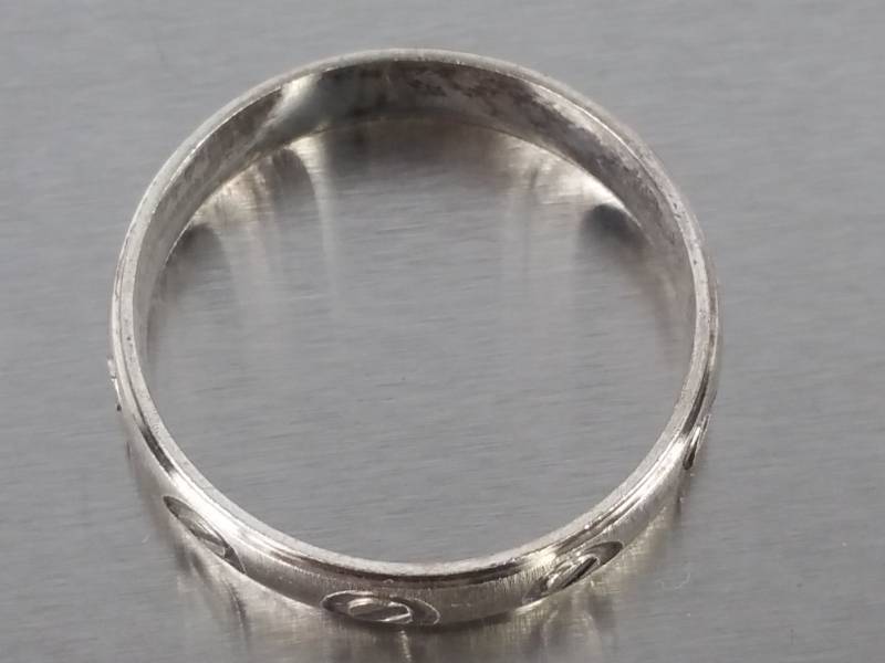 lot 125 image: Mens Wedding Band in Sterling Silver