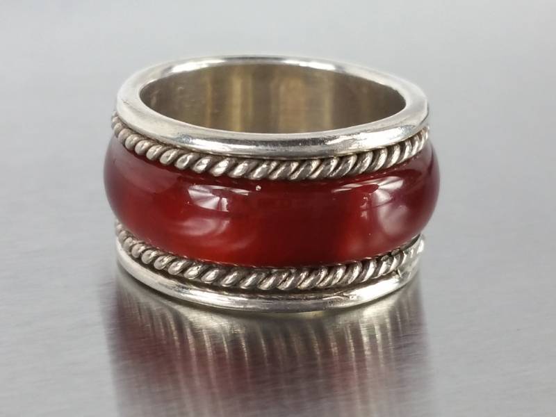 lot 126 image: Ladies Estate Ring in Sterling Silver