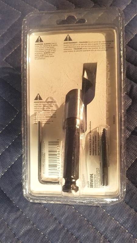 lot 8 image: Irwin Drill Bit