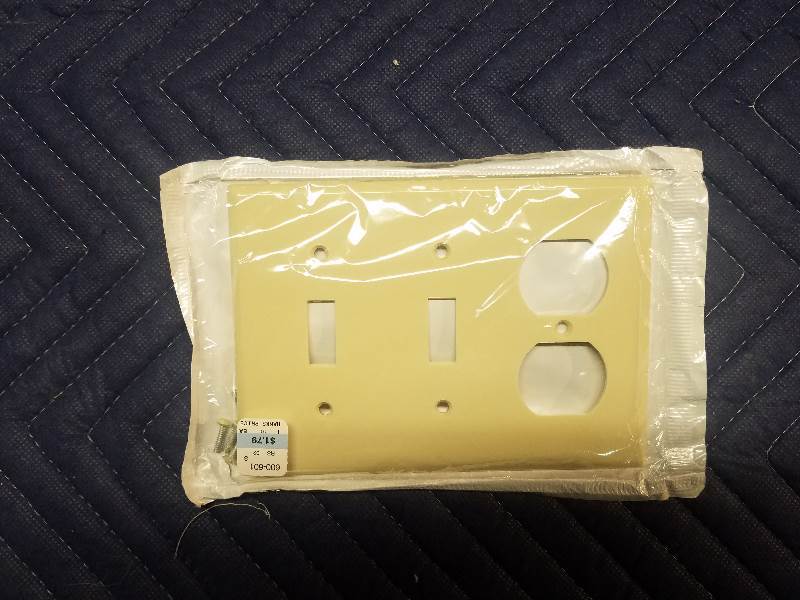 lot 30 image: Electrical Wallplates