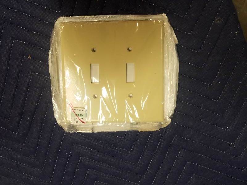 lot 39 image: Electrical Wallplates