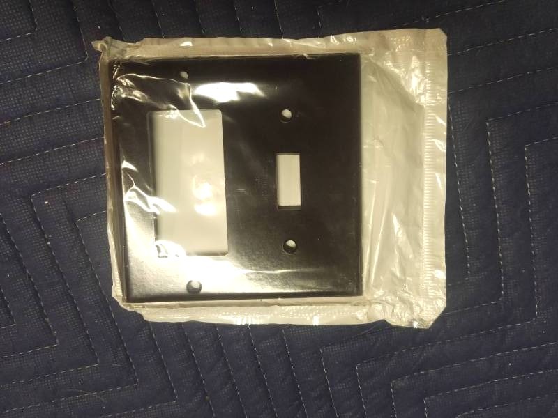 lot 35 image: Electrical Wallplates