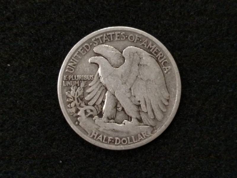 lot 44 image: 1935 S Walking Liberty Silver Half ...