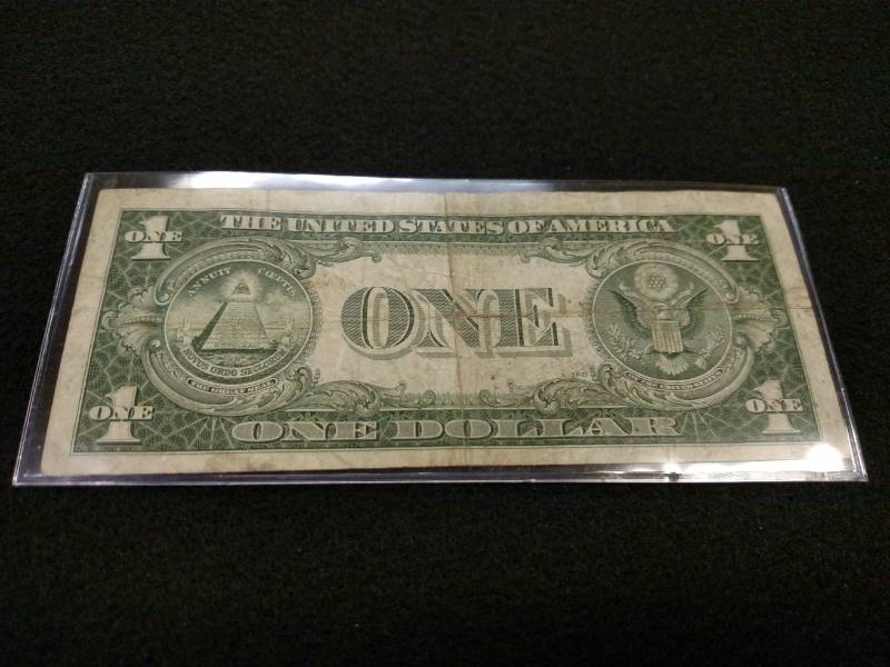 lot 114 image: 1935 D One Dollar Silver Certificat...