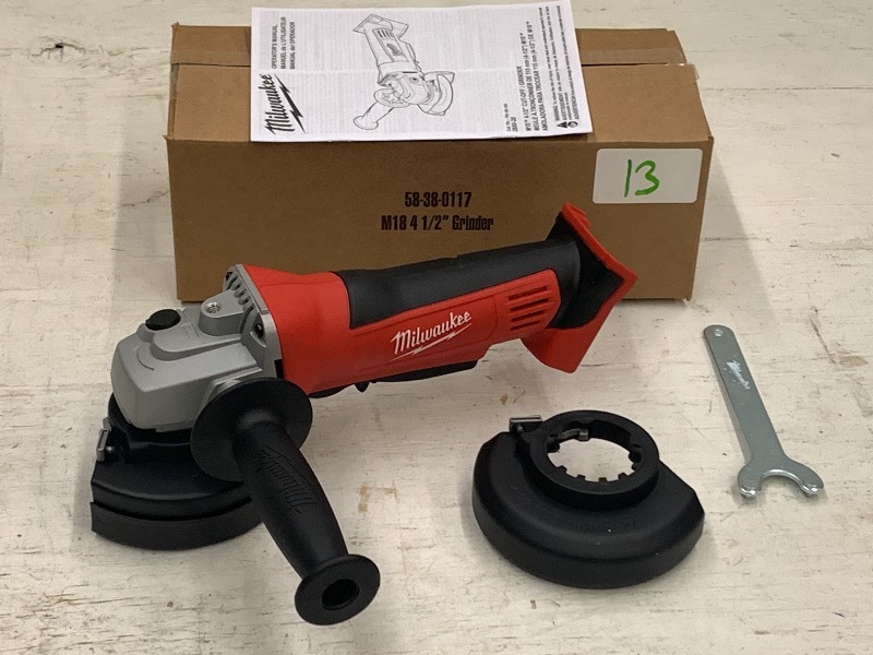 lot 13 image: Milwaukee M18 Cordless 4.5 Grinder