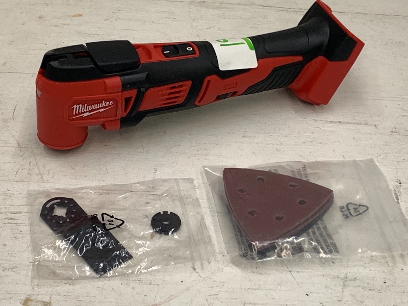lot 19 image: Milwaukee M18 Multi-Tool