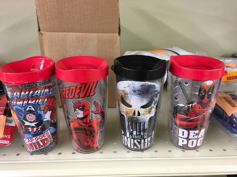 lot 412 image: Marvel Comics 4PK Tumblers, Retail $29.99