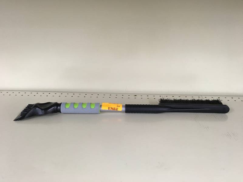 lot 456 image: Vehicle Snow Scraper, Retail $11.95