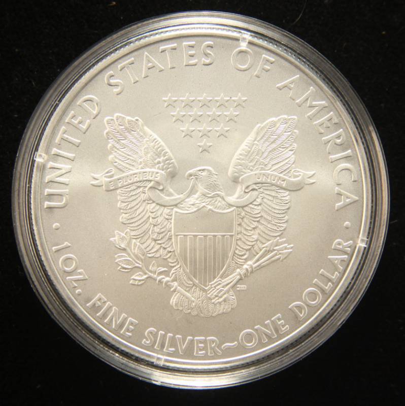 2010 AMERICAN SILVER EAGLE 1 TROY OZ. .999 FINE SILVER IN AIRTITE